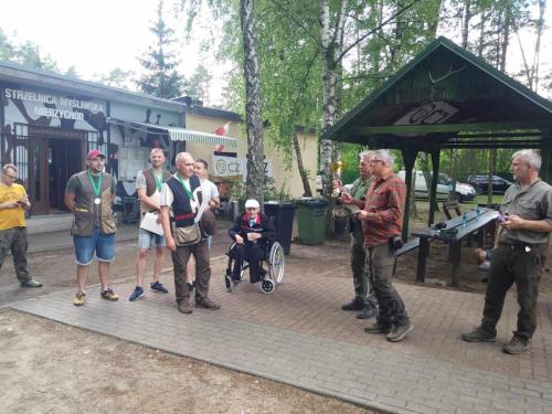 ef2629da-4a71-41df-b9ba-16d6dd3126dc